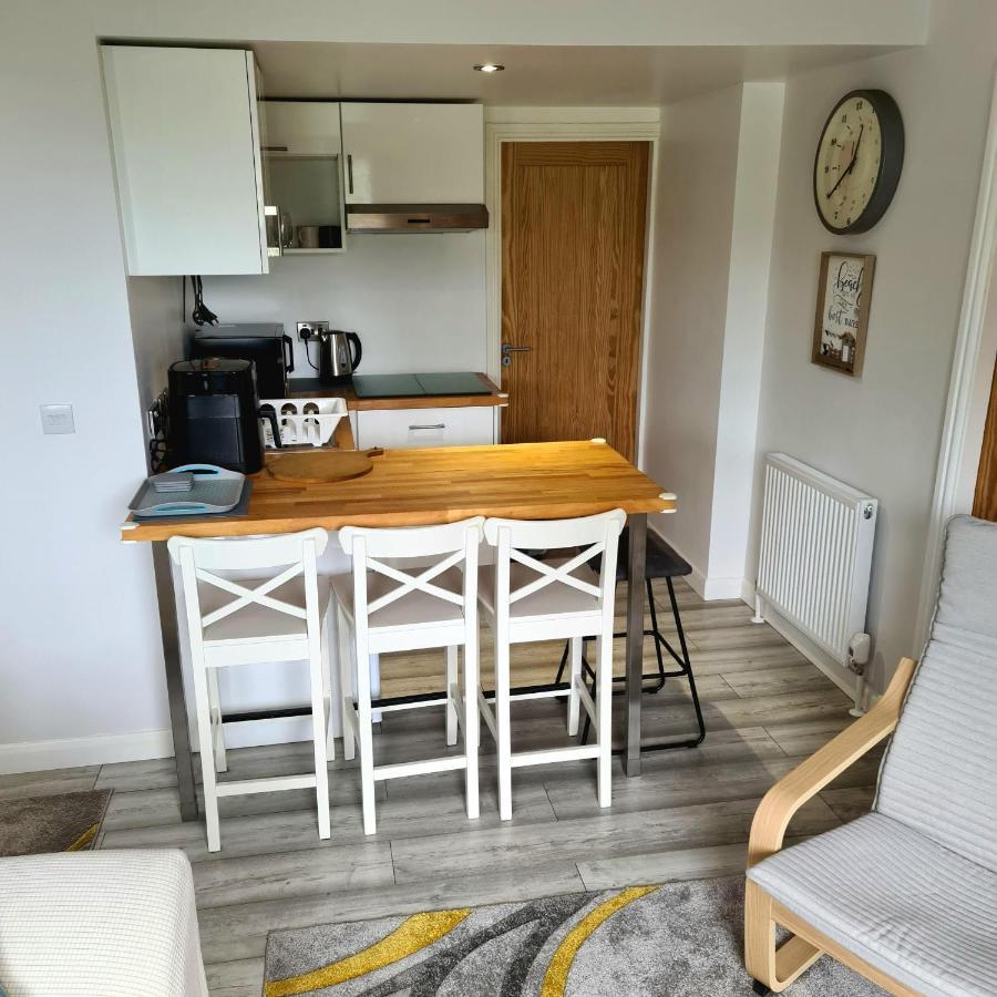 Benllech Beach Apartment *